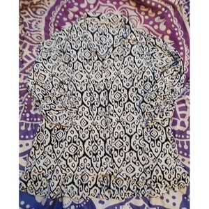 Soft Surroundings Black & White Batik Print 3/4 Sleeve Tunic Top, Medium‎